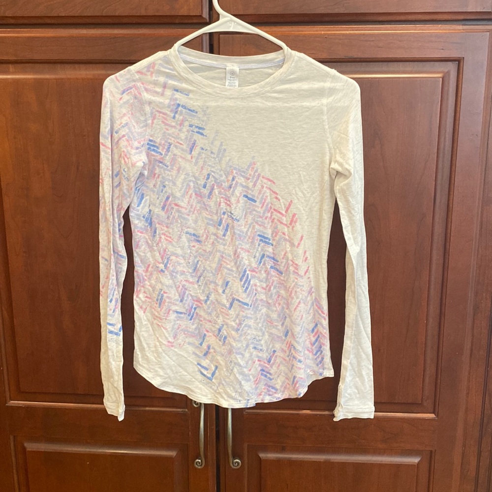 Ivivva (Lululemon kids) long sleeve top